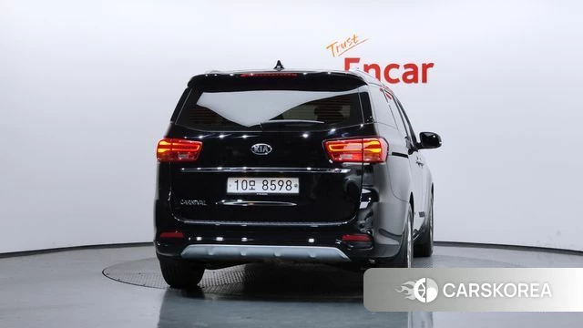 Kia The New Carnival id 4459122 из Кореи 28