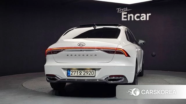 Hyundai The New Grandeur IG Hybrid id 4244364 из Кореи 26