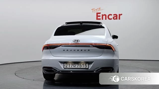 Hyundai The New Grandeur IG id 4282949 из Кореи 27