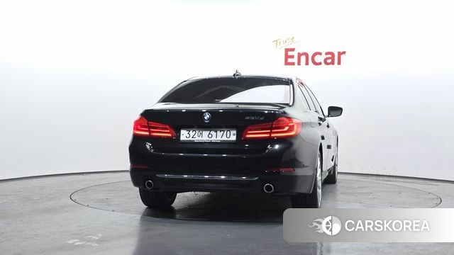 BMW 5 Series (G30) id 3853605 из Кореи 14