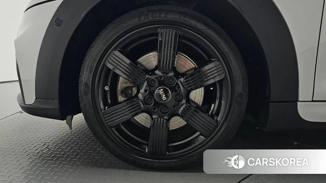 Mini Cooper S Convertible id 4753683 из Кореи 30