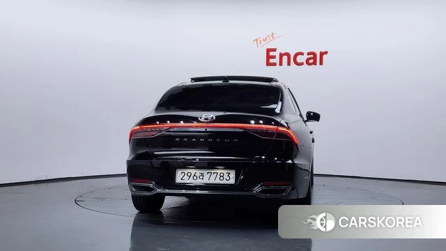 Hyundai The New Grandeur IG id 4338920 из Кореи 33