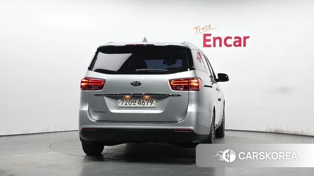 Kia The New Carnival id 4759638 из Кореи 14