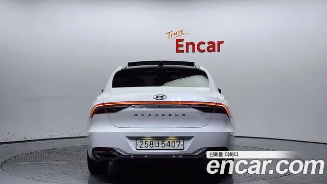 Hyundai The New Grandeur IG Hybrid id 2406903 из Кореи 14