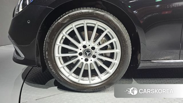 Mercedes-Benz E-Class W213 id 4697195 из Кореи 27