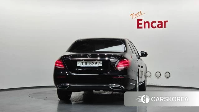 Mercedes-Benz E-Class W213 id 4642699 из Кореи 28