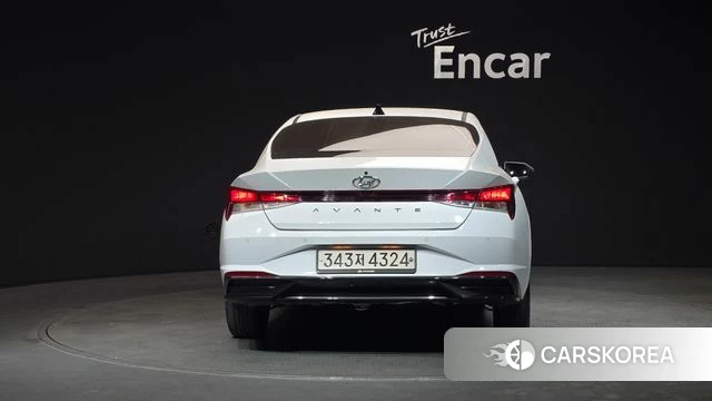Hyundai Avante (CN7) id 3833920 из Кореи 14