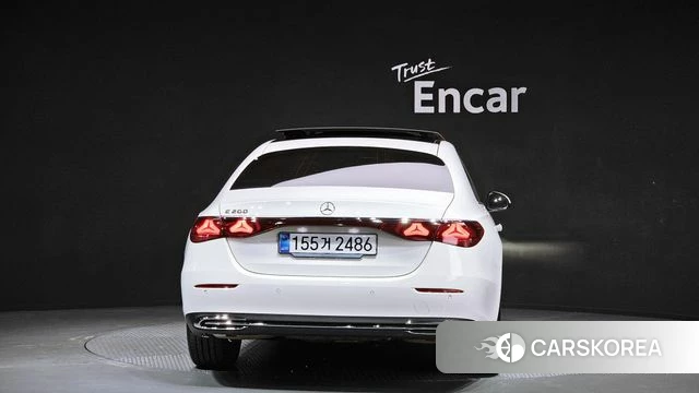 Mercedes-Benz E-Class W214 id 4279589 из Кореи 27