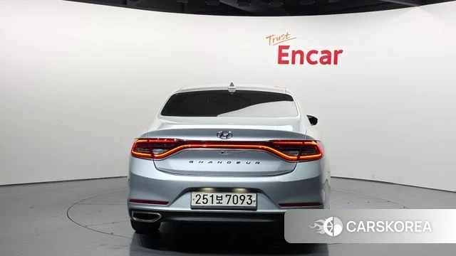 Hyundai Grandeur IG id 4304749 из Кореи 14