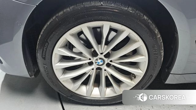 BMW 5 Series (G30) id 4530458 из Кореи 27