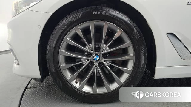 BMW 5 Series (G30) id 4311032 из Кореи 28