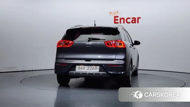 Kia Niro id 3226990 из Кореи 14