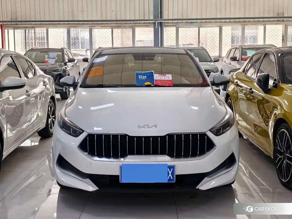 Kia K3 2022 Белый из Китая, фото 4