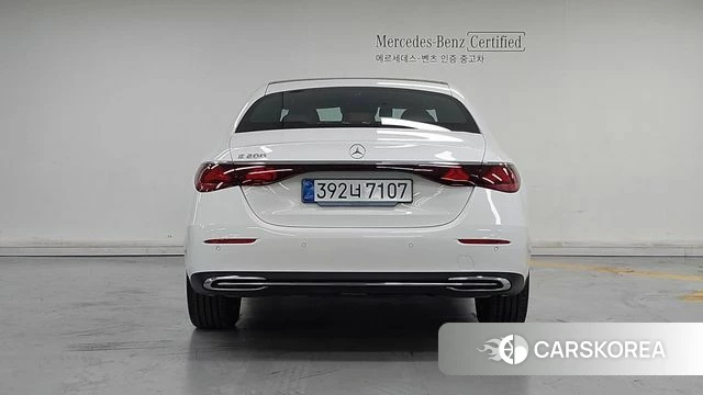 Mercedes-Benz E-Class W214 id 4847244 из Кореи 14
