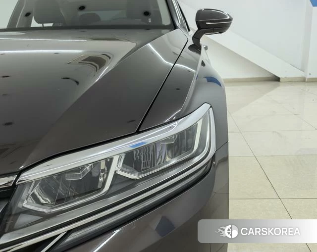 Volkswagen Huiang id 4254251 из Китая 11