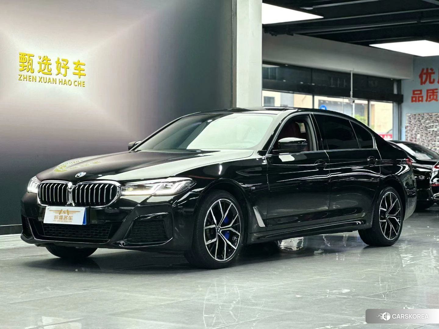 BMW 5 series 2020 Черный из Китая, фото 4