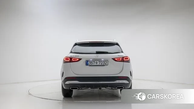 Mercedes-Benz GLA - Class H247 id 3770595 из Кореи 13