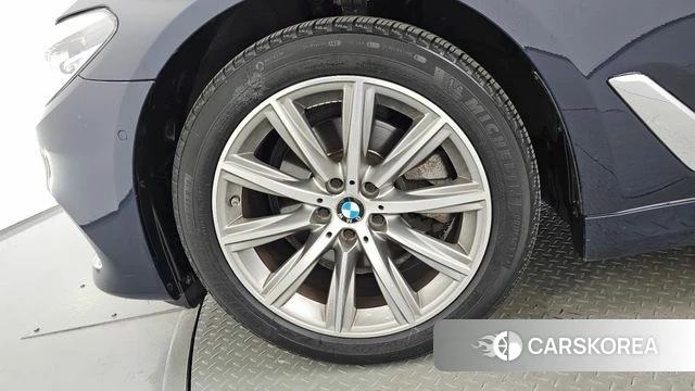BMW 5 Series (G30) id 4684395 из Кореи 25