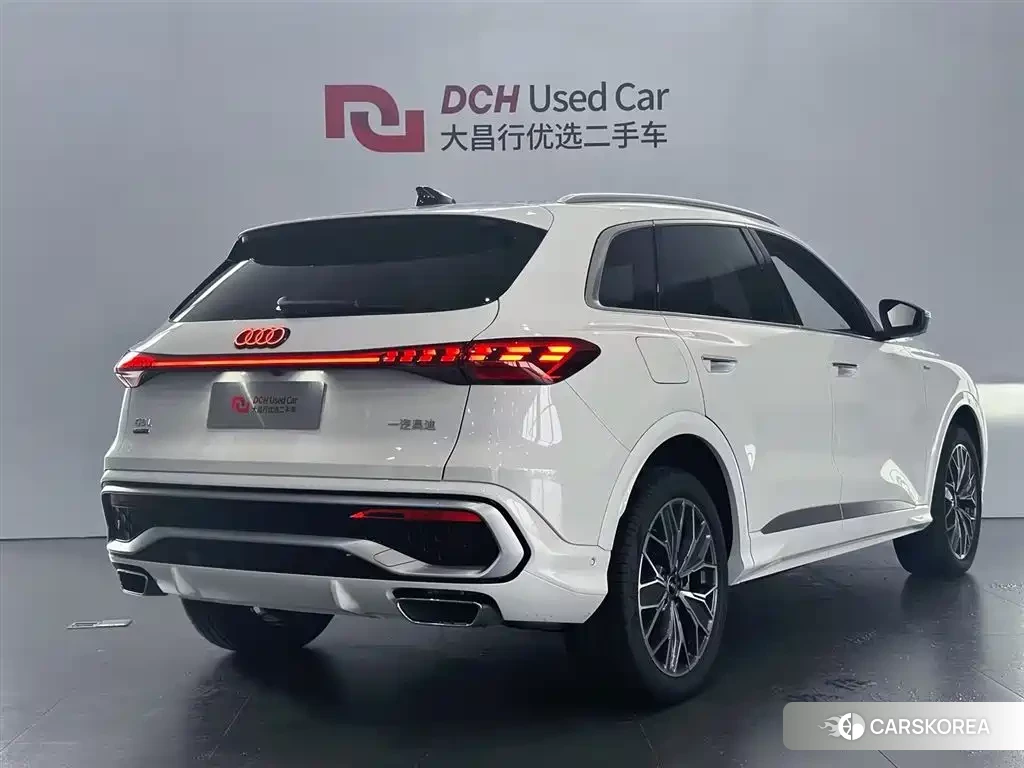 Audi Q5L id 4559834 из Китая 21