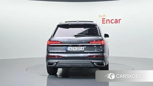 Audi Q7 (4M) id 3904123 из Кореи 14