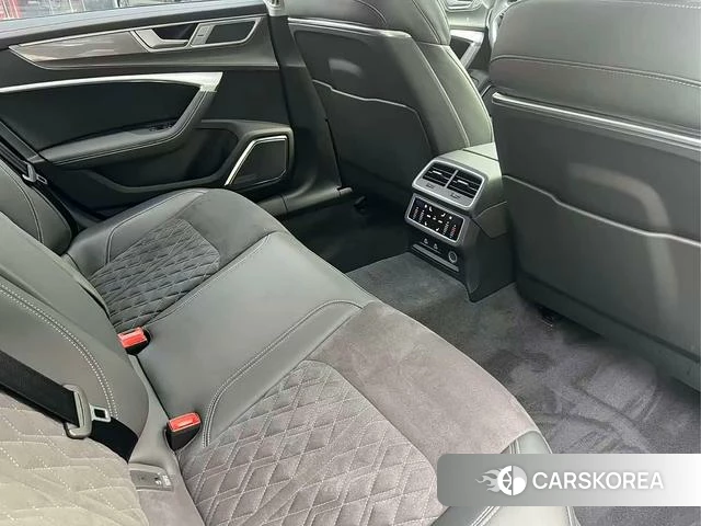 Audi A7L id 4300021 из Китая 9