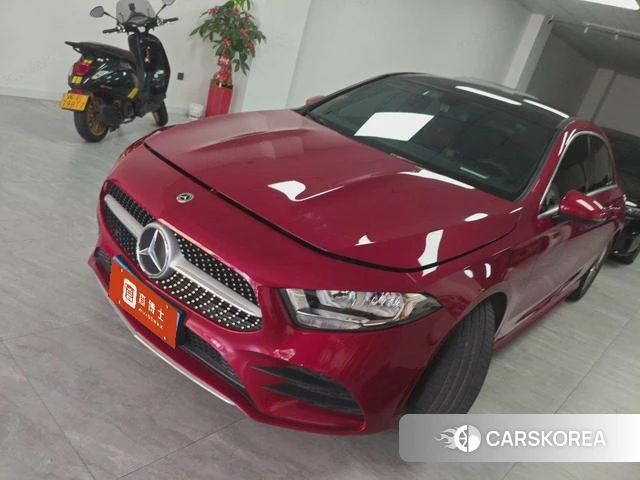 Mercedes-Benz Class A 2022 Красный из Китая, фото 4
