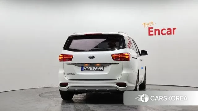 Kia The New Carnival id 3541558 из Кореи 14