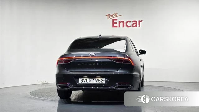 Hyundai The New Grandeur IG id 4429737 из Кореи 25