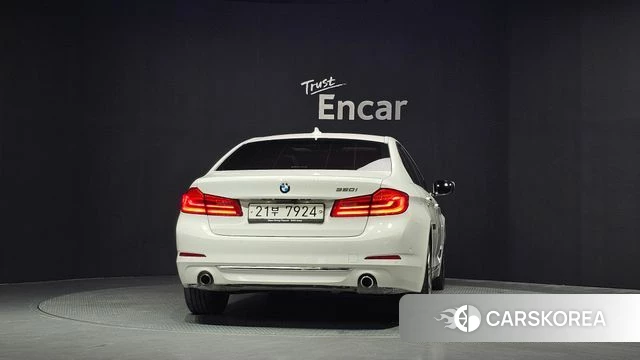 BMW 5 Series (G30) id 4557811 из Кореи 14