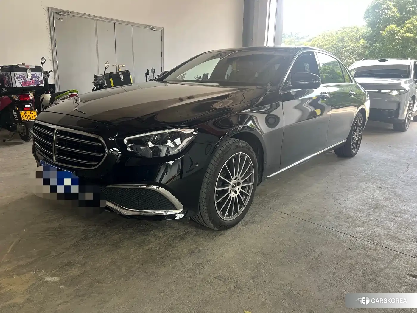 Mercedes-Benz E-Class 2023 Черный из Китая, фото 4