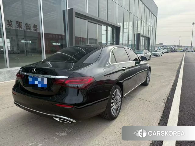 Mercedes-Benz E-class 2023 Черный из Китая, фото 4