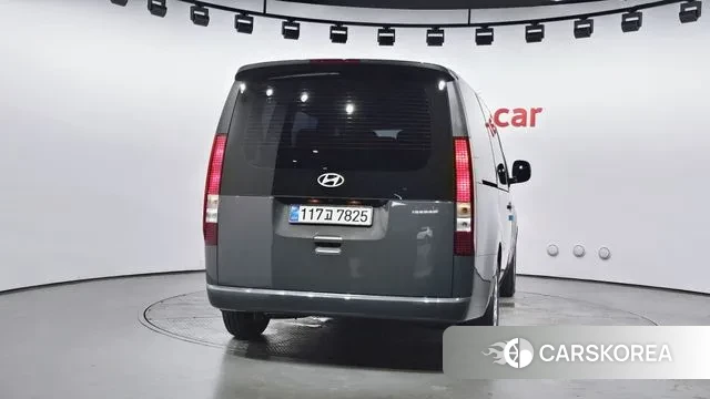 Hyundai Staria id 3153303 из Кореи 14