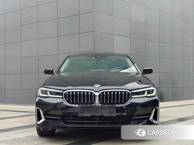 BMW 5 series PHEV id 3890856 из Китая 4
