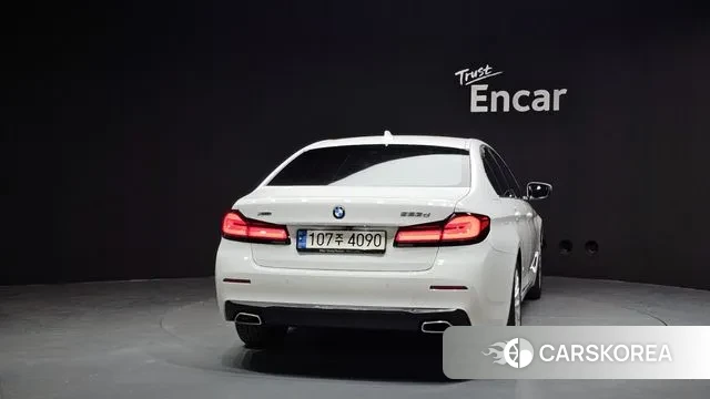 BMW 5 Series (G30) id 3385031 из Кореи 14