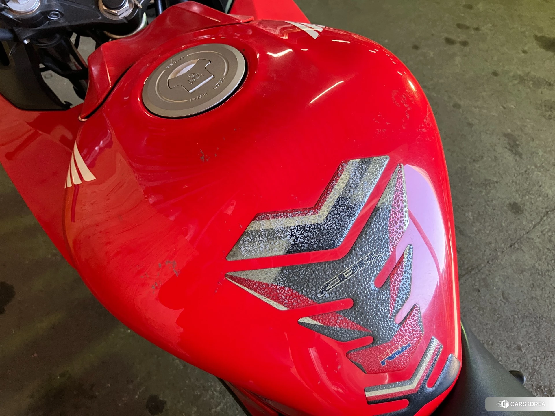 Honda CBR250R id 4008380 из Японии 10