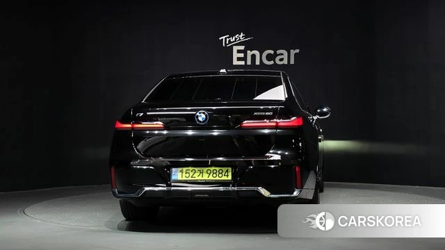 BMW i7 (G70) id 4879904 из Кореи 29