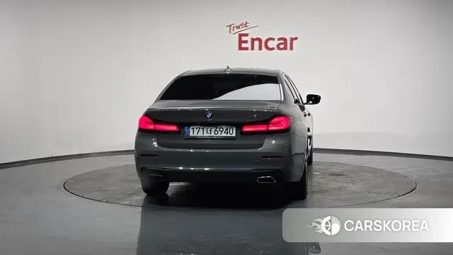 BMW 5 Series (G30) id 3540802 из Кореи 14