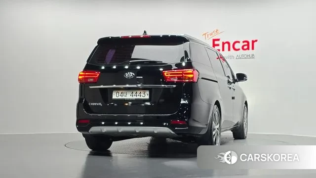 Kia The New Carnival id 3499932 из Кореи 14