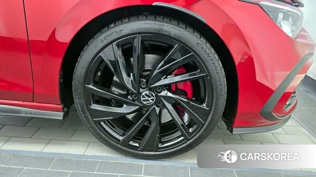 Volkswagen Golf 8th Generation id 3726465 из Кореи 14