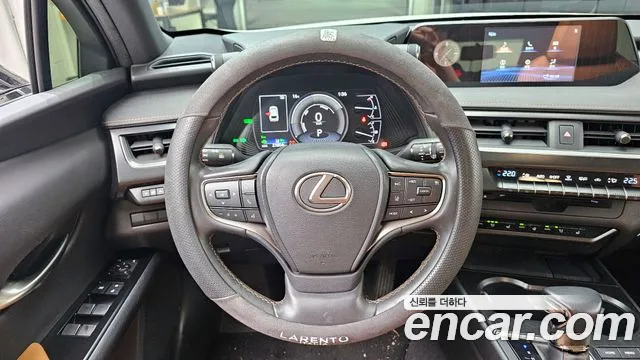 Lexus UX250h id 2701531 из Кореи 14