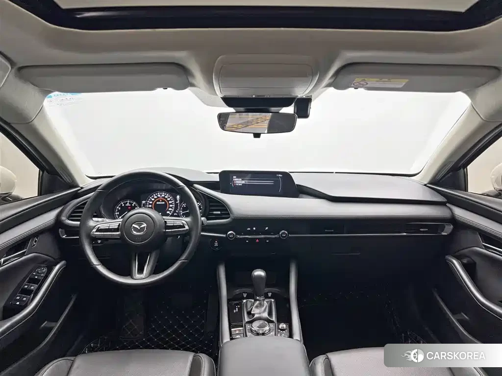 Mazda 3 id 4547389 из Китая 17