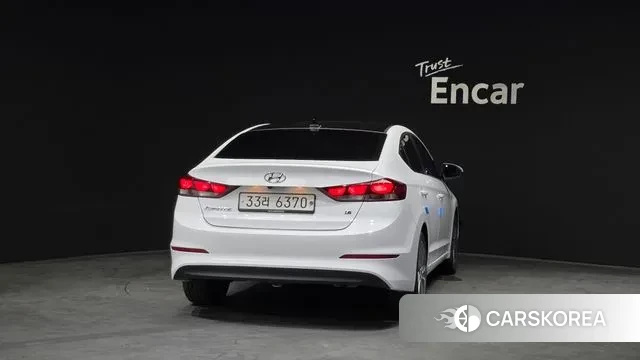 Hyundai Avante AD id 3096047 из Кореи 14