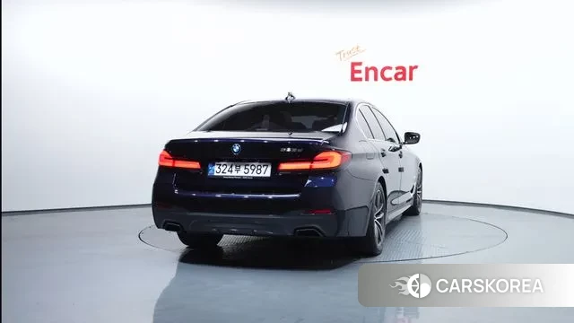 BMW 5 Series (G30) id 3492513 из Кореи 14