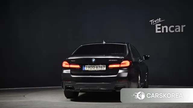 BMW 5 Series (G30) id 3601269 из Кореи 14