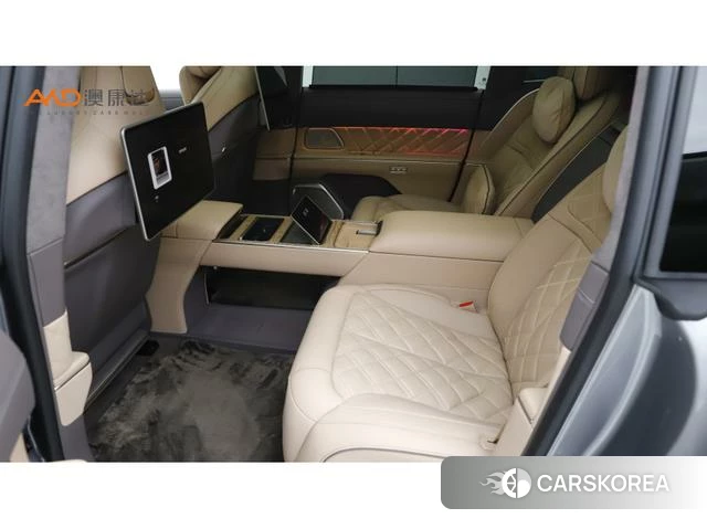 Weilai ET9 2025 Серебристо-серый из Китая, фото 4