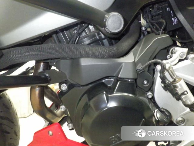Engine photo