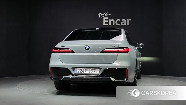 BMW 7 Series (G70) id 4739365 из Кореи 14