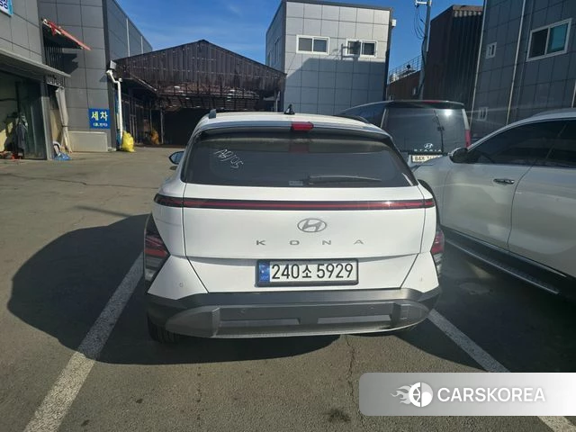 Hyundai Kona (SX2) 2024 Белый из Кореи, фото 4