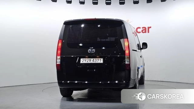 Hyundai Staria id 4343289 из Кореи 24