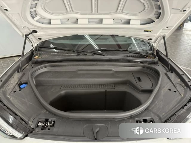 Audi Q6L e-tron 2025 Белый из Китая, фото 4